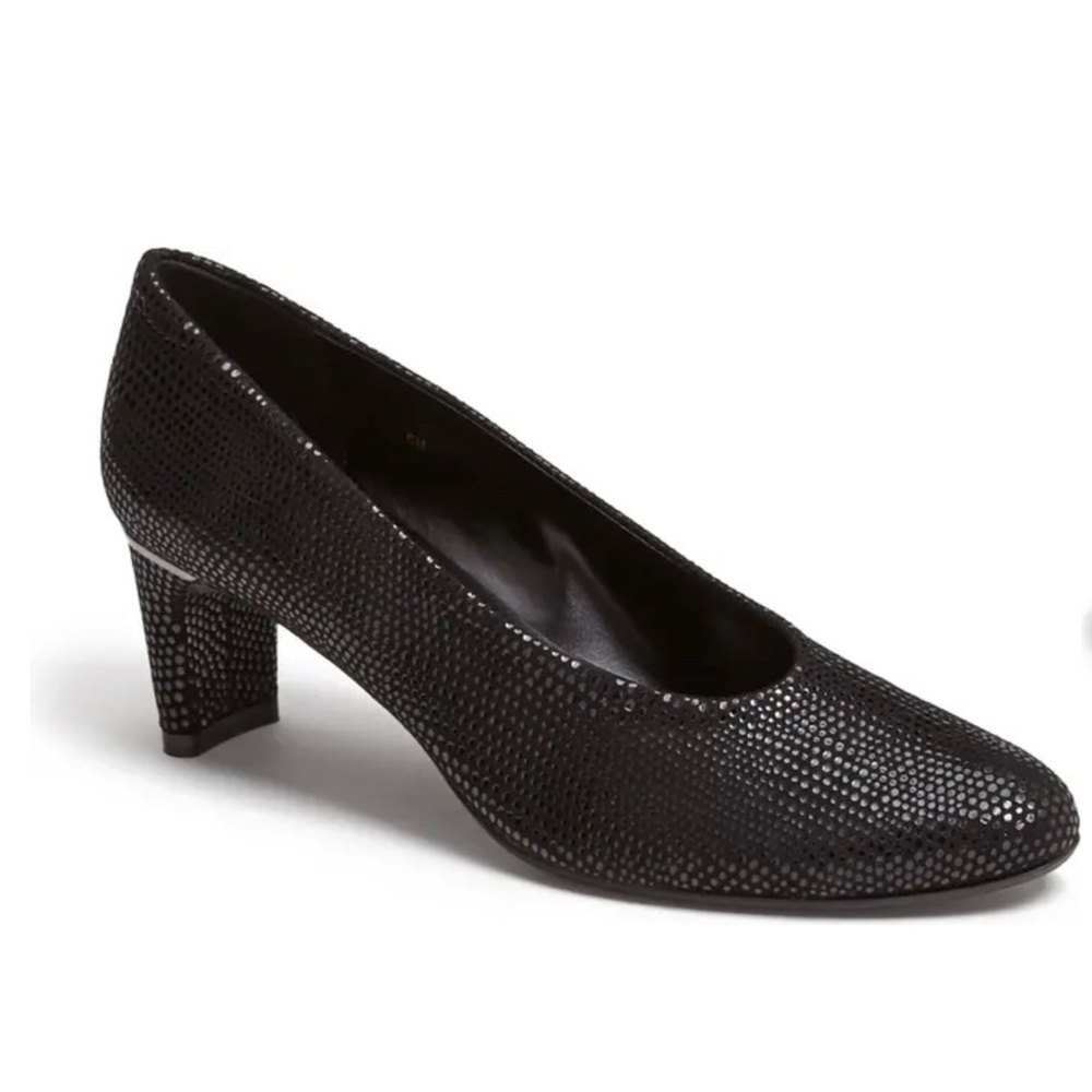 Vaneli ‘Dayle' Pump